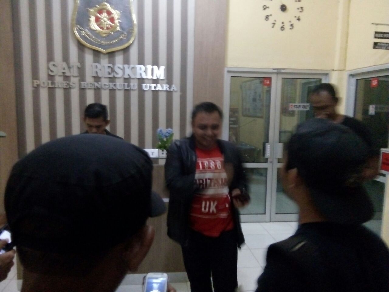 Hukum