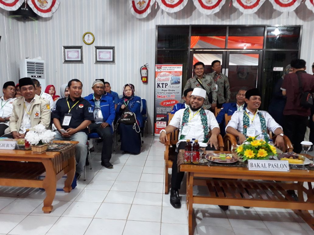 Helmi-Dedy Mendaftar Ke KPU Kota Bengkulu