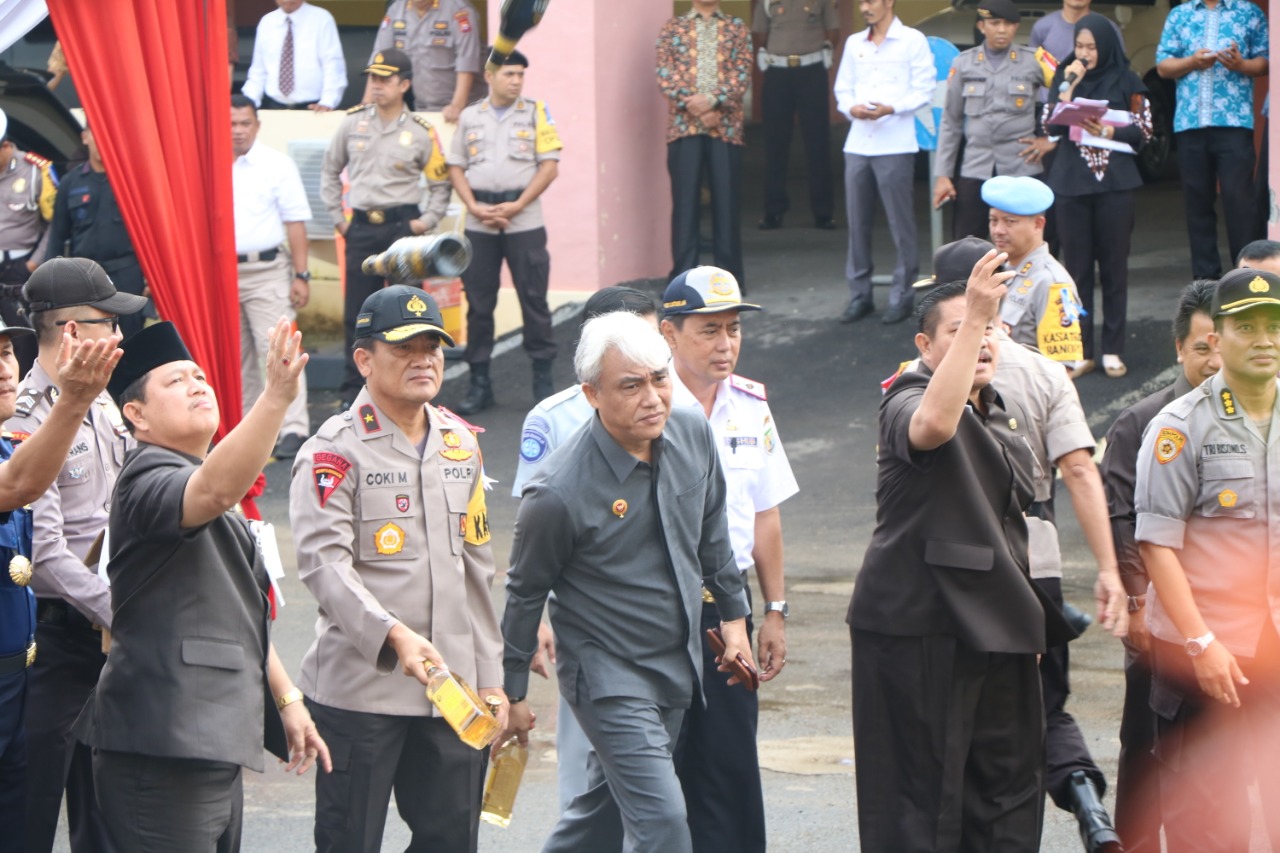 Hukum