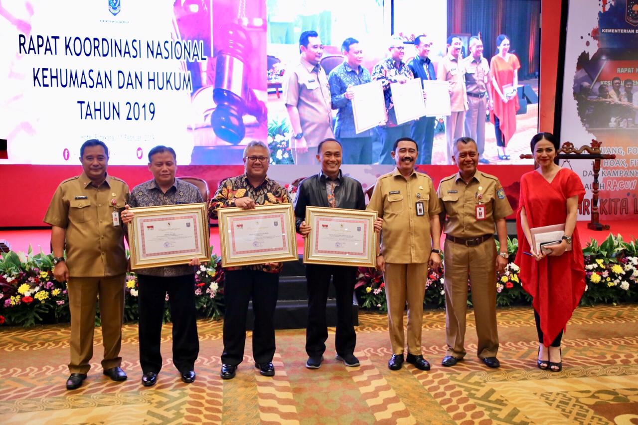 Nasional