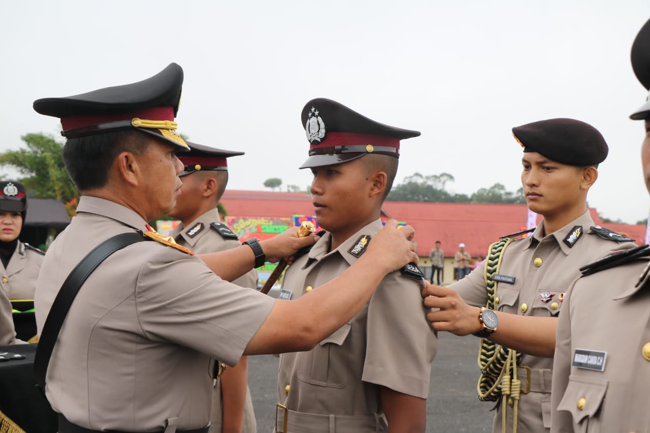 Hukum