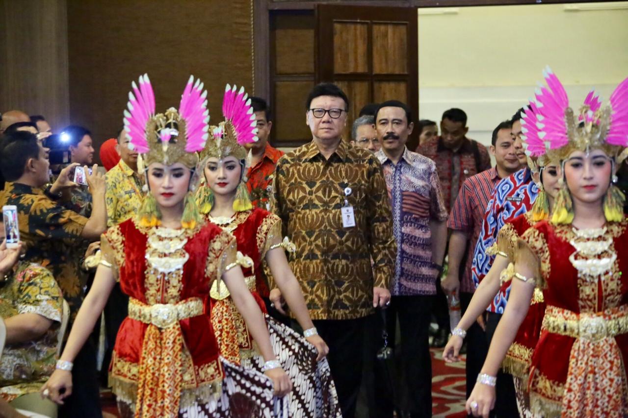 Nasional