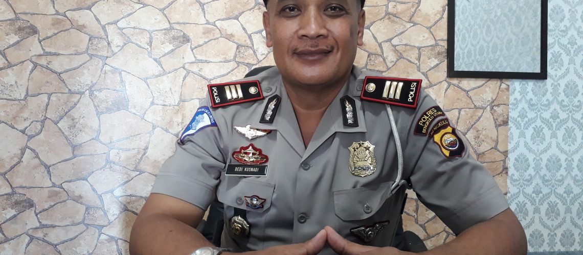 Hukum