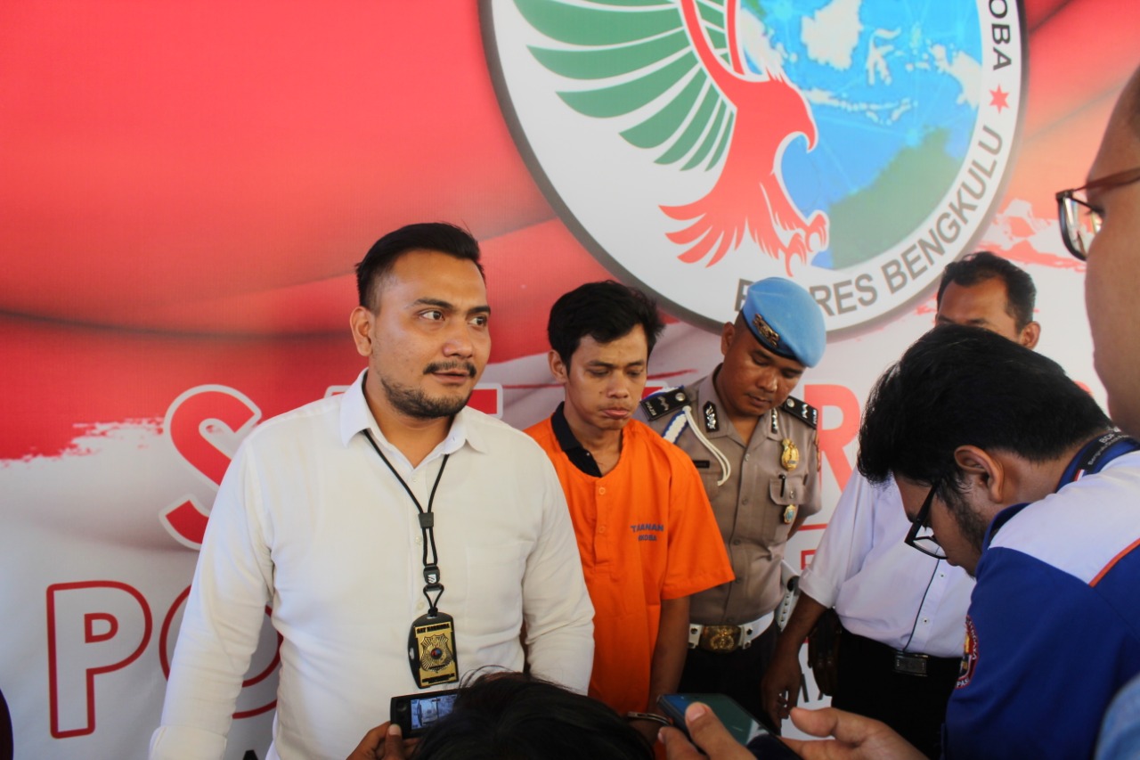 Hukum