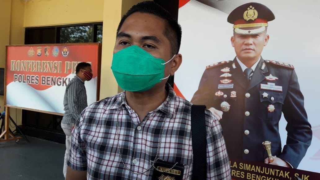 Hukum