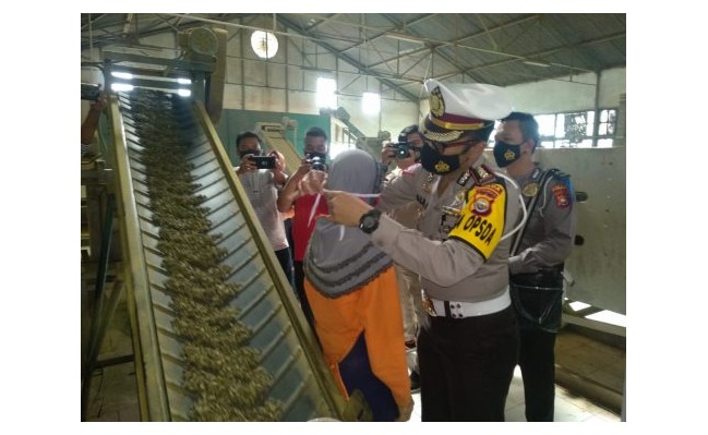 Hukum