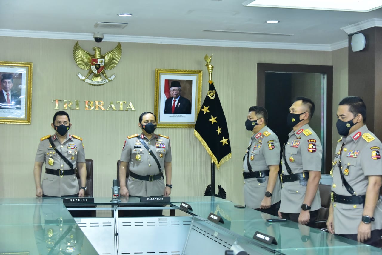 Hukum