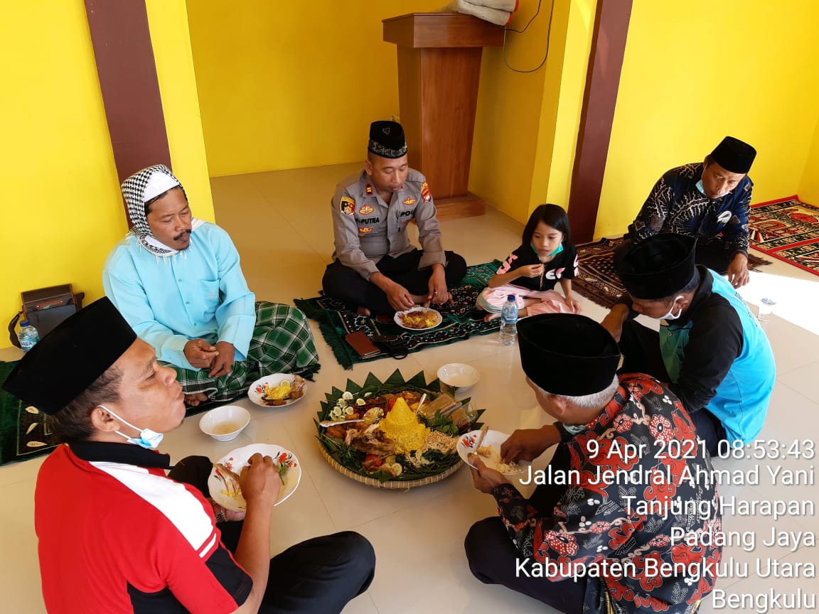 Hukum