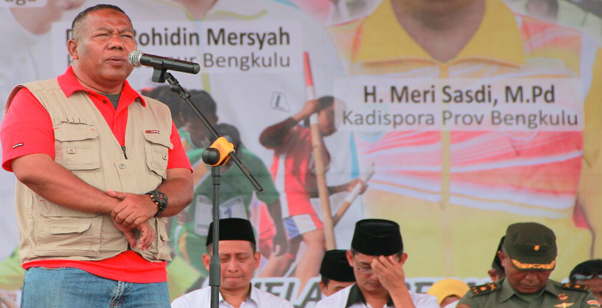 Kepala Bidang Olahraga Tradisional pada Asisten Deputi Pengembangan Olahraga Tradisional dan Layanan Khusus Kemenpora, Drs Arman memberikan sambutan