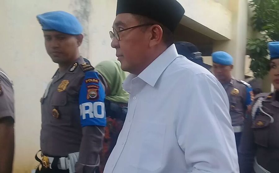 HUKUM