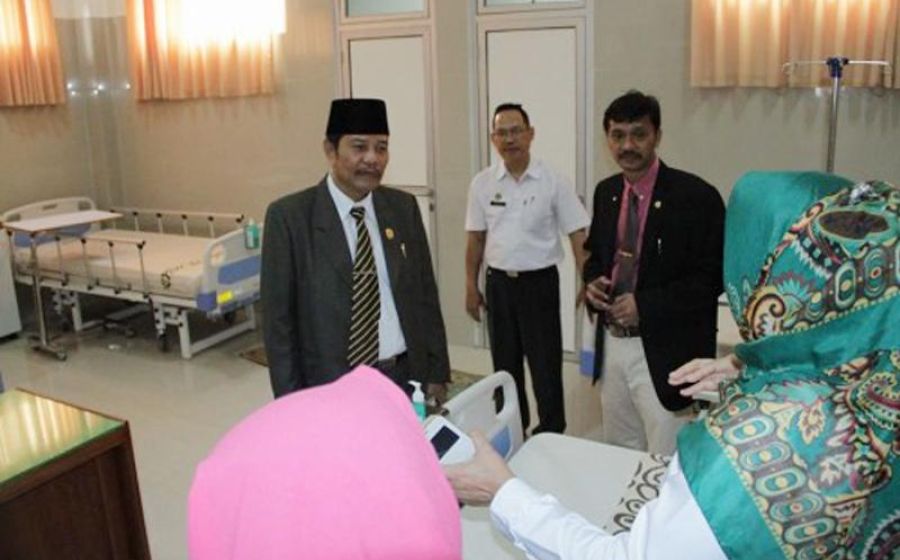 Kunjungan Wakil Ketua I Edison Simbolon dan Wakil Ketua II Suharto DPRD Provinsi Bengkulu, mengunjungi RSUD Kota Bengkulu dan Kantor Pemadam Kebakaran Kota Bengkulu