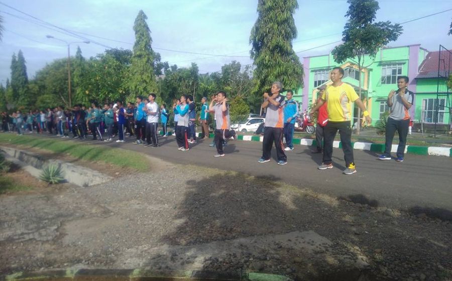 Nampak aktifitas senam "syariah Sehat"