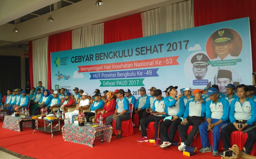  Plt Gubernur Rohidin Mersyah video conference (Vicon) bersama Wakil Presiden RI