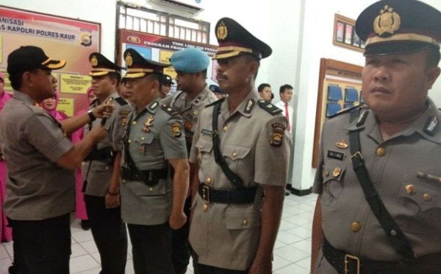 Hukum