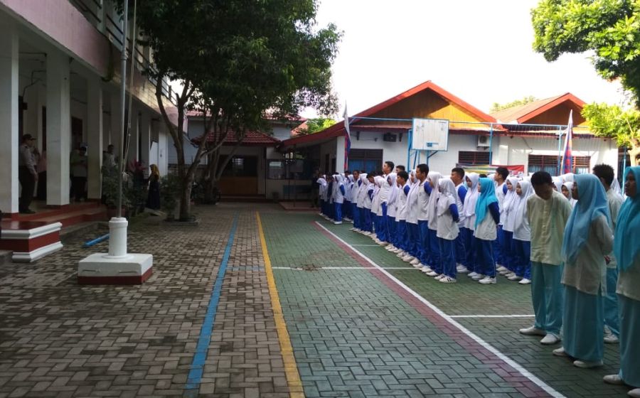 Hukum