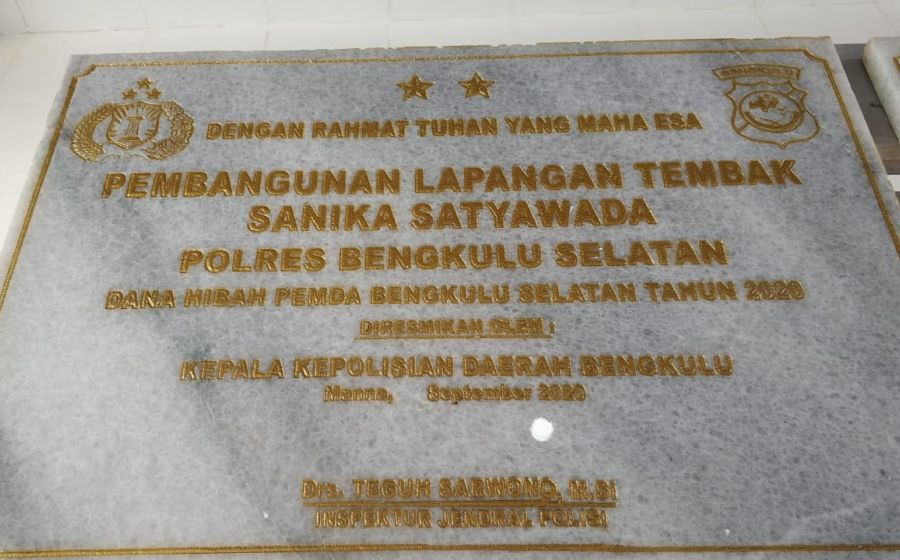 Hukum
