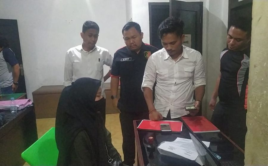 Hukum