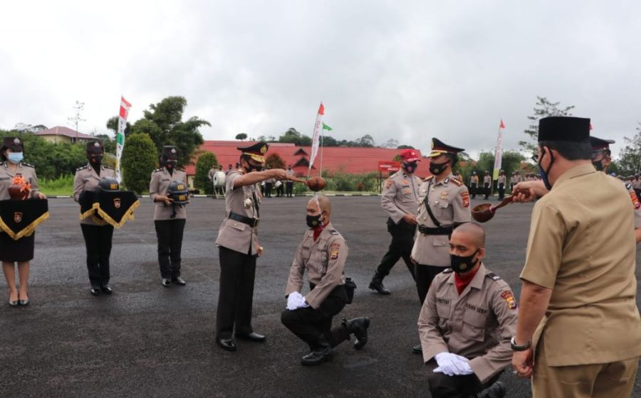 Hukum