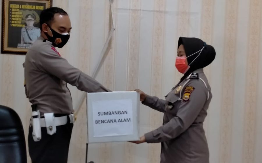 Hukum