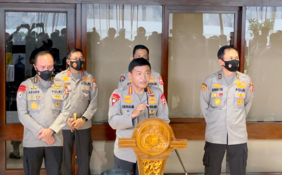 Hukum